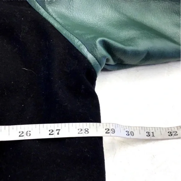 GUC NFL Men’s Black and Green Leather Sleeves Varsity Jacket - Sz XL - Picture 4 of 6